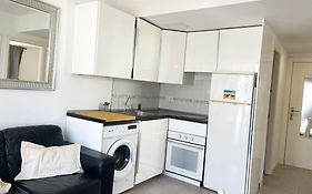 Casa Sol Bristol Sunset Beach